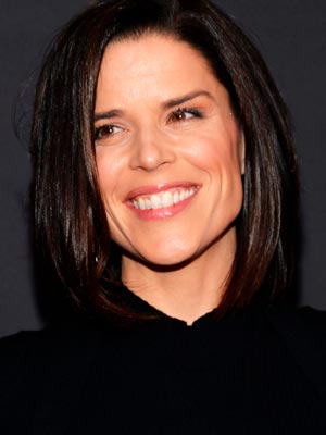 Нив Кэмпбелл
Neve Campbell
